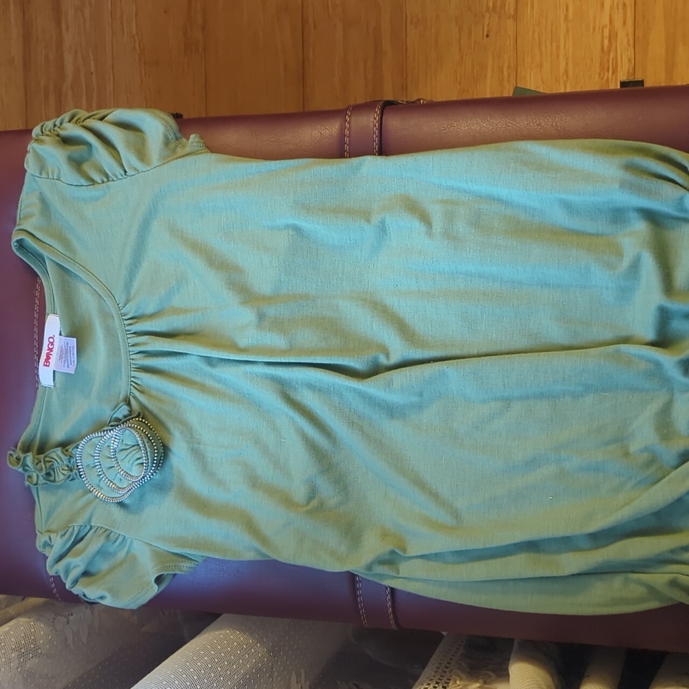 Bongo green top